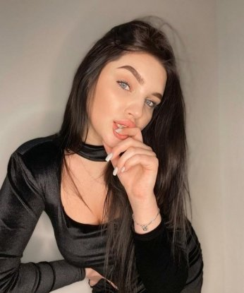 Нежная и игривая блондинка готова погрузить тебя в мир наслаждения и удовольствий. Со мной время пройдет как в раю. Жду звонка! 10981, 23 года