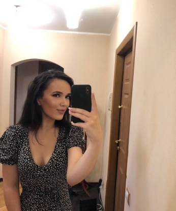 Веселая, развратная и горячая красотка приглашает в гости для утонченного отдыха и страстного времяпрепровождения. Все секреты останутся между нами. 2145, 34 года